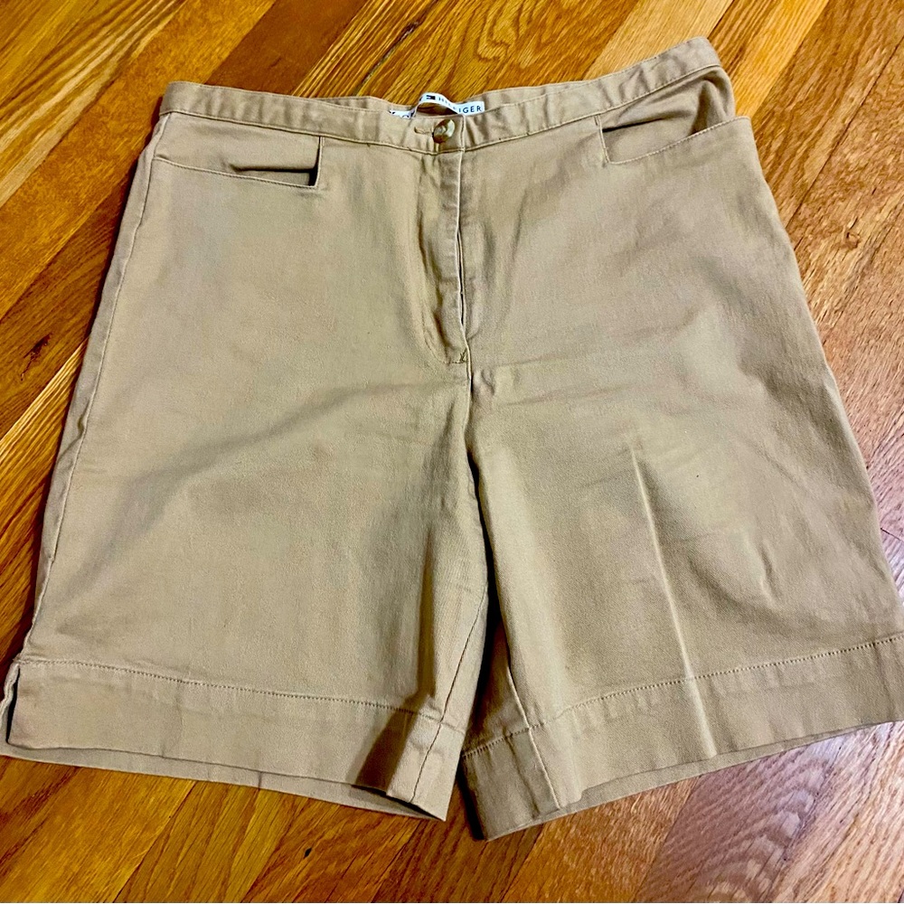 Tommy Hilfiger Khaki walking shorts